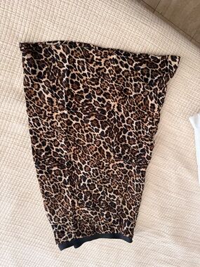 Leopard Print Pencil Skirt in Brown